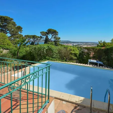 Cozy In With Outdoor Swimming Pool * Sete